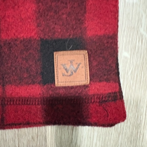 Classic Red and Black Plaid Zip-Up Sweater - Picture 2 of 5